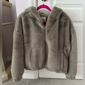 NWT Holister fur hooded Jacket